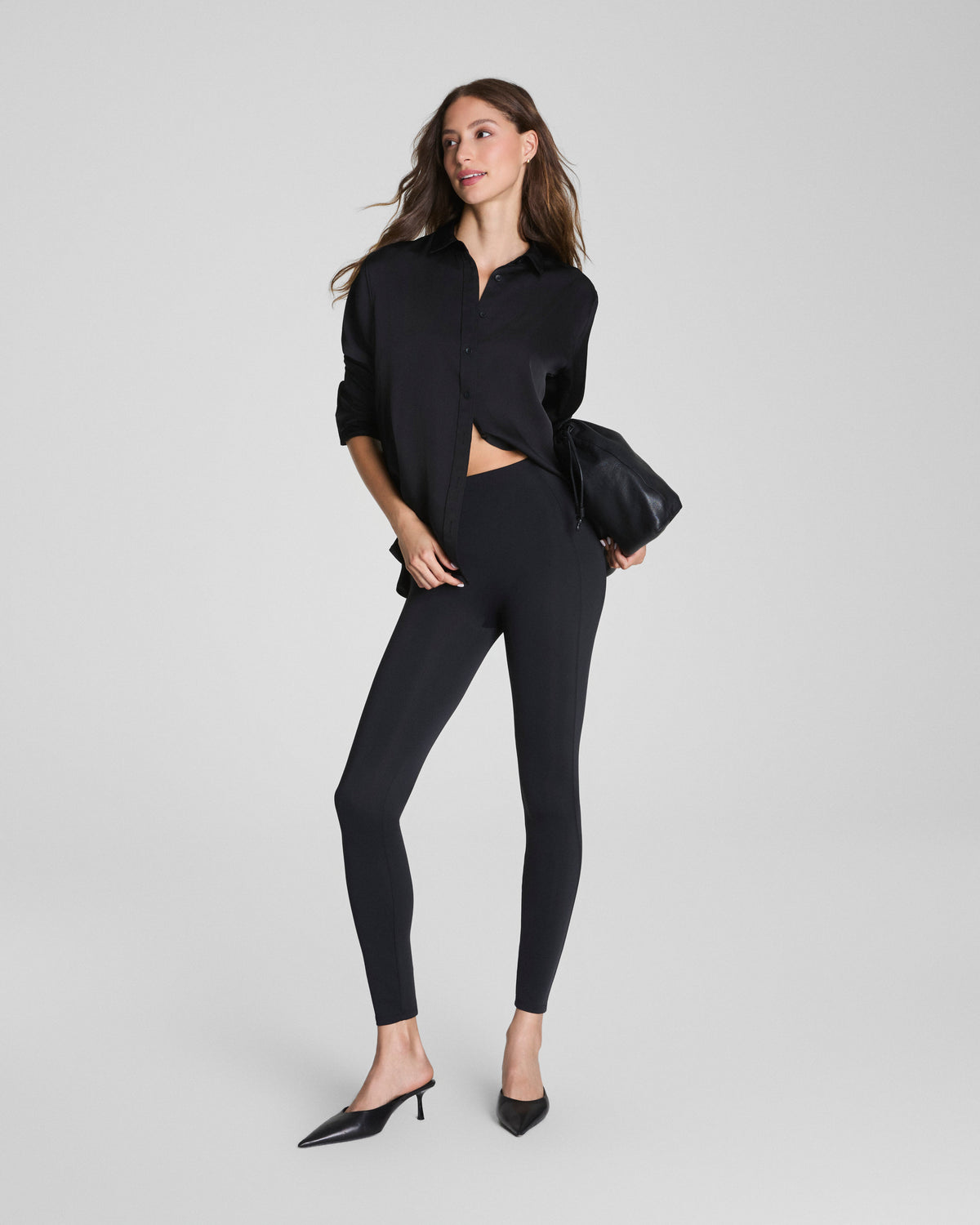 21701R-ClassicBlack_PDP_020_HN